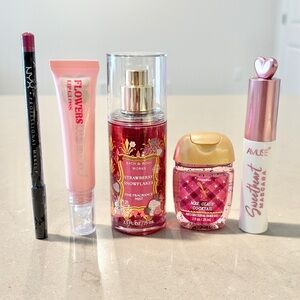 Bath & Body Works Strawberry Snowflakes Mini Gift Set + Lip Gloss Mascara